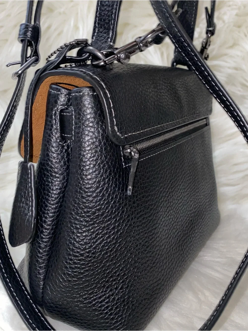 Coach 🖤🩶🖤 leather purse New Emory Top Handle Bag